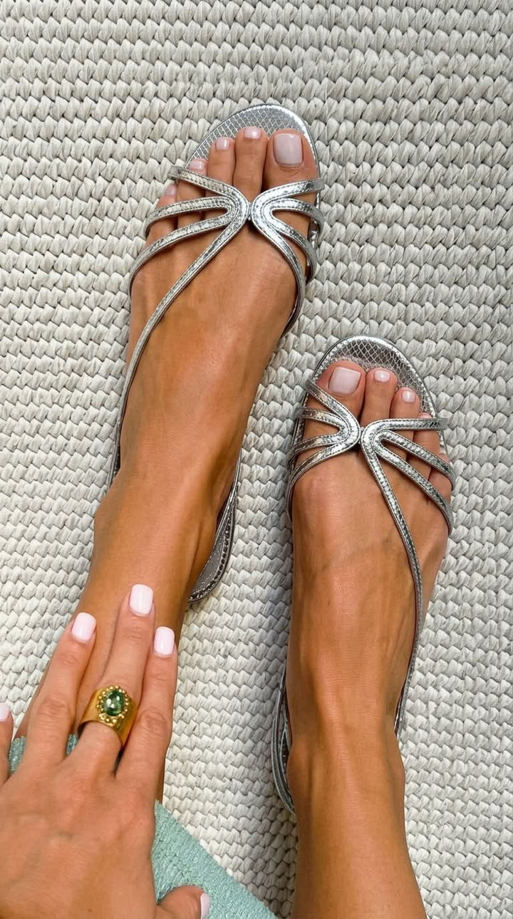 Niamh | Golden Sandals Summer Elegance