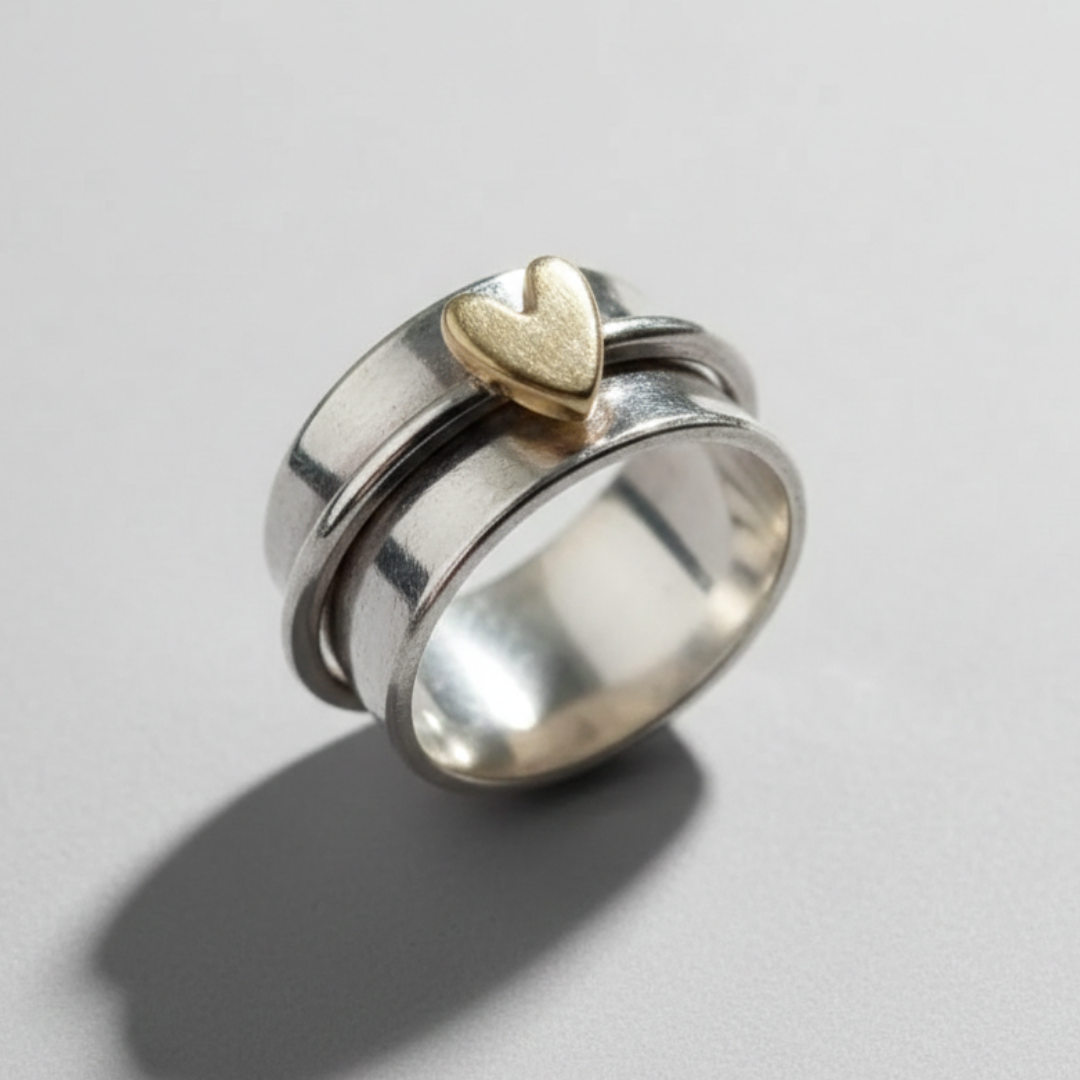 Fionnuala - Romantic Silver Ring with a Heart of Gold