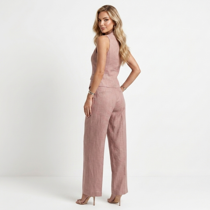 Sigrid - Classic Sleeveless Set