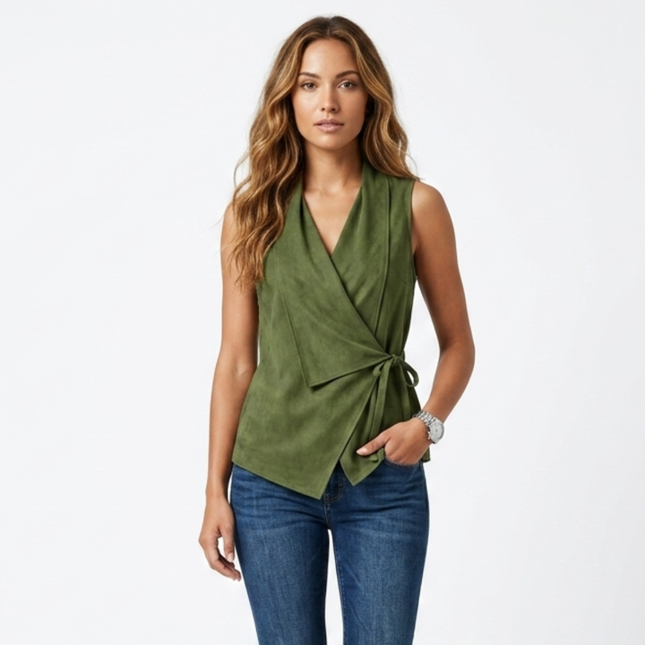 Saoirse - Elegant Sleeveless Blouse