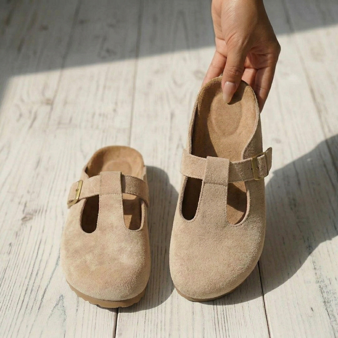 Siobhán - Comfortable Clogs with Minimalist Buckle