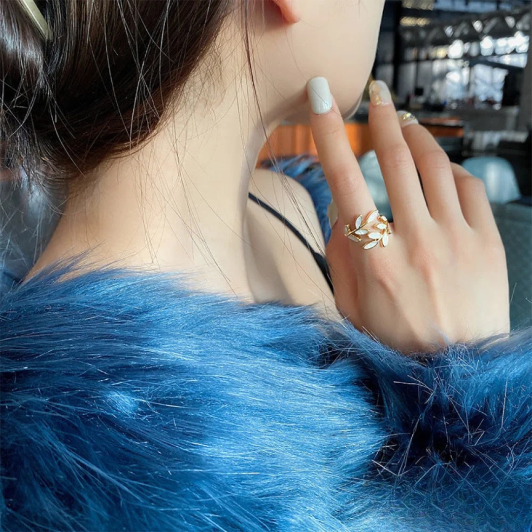 Aoife - Adjustable Ring with White Opal and Gold