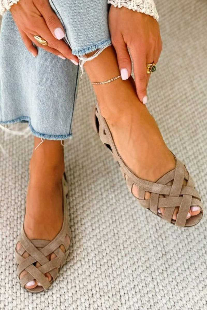 Karla | Braided sandals for a lively summer