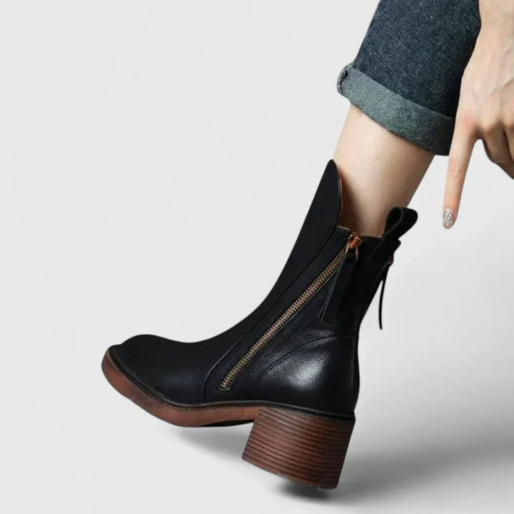 Órla - Elegant Ankle Boots with Timeless Refinement and Comfort
