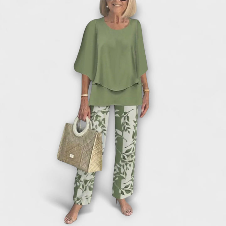 Sinead – Modern Set with Comfortable Blouse and Pants
