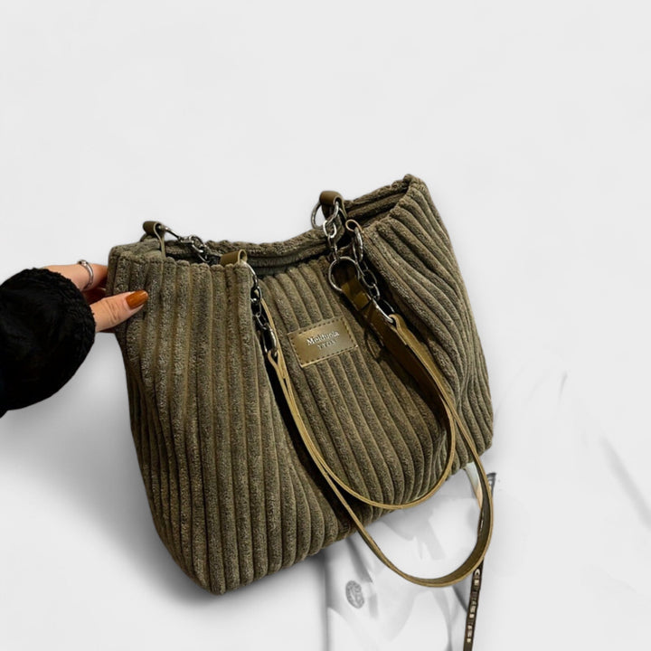Elegant shoulder bag