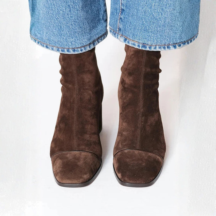 Aoife – Elegant and Comfortable Ankle Boots with Heel