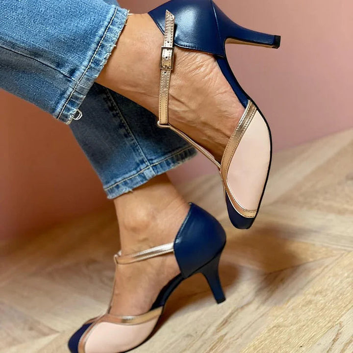 Órla - Retro Shoes with T-Strap