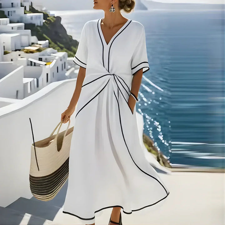 Milla | Elegant dress with a flattering waist and festive elegance