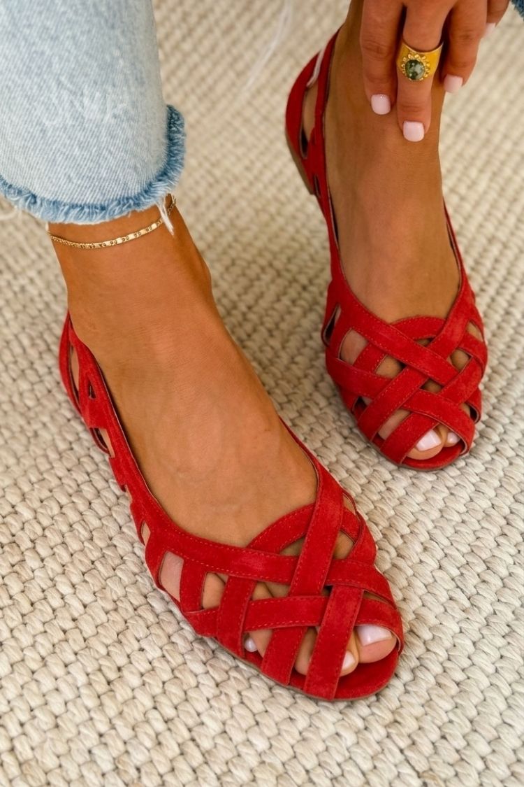 Karla | Braided sandals for a lively summer