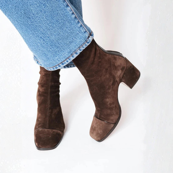 Aoife – Elegant and Comfortable Ankle Boots with Heel
