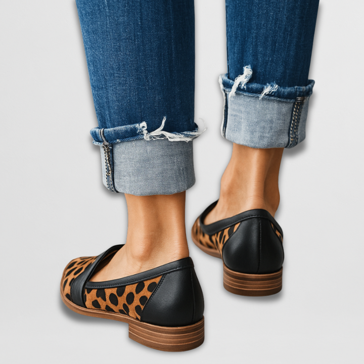 Órla - Elegant Leather Loafers with Refined Toe