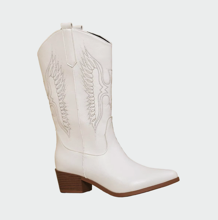 Carla - Cowboy Boots in Black Leather