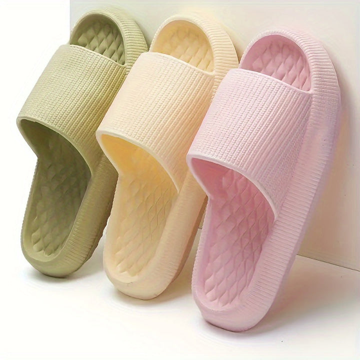 Slip-on summer sandals with a chunky sole