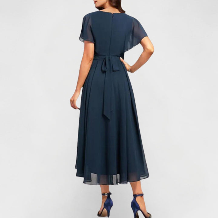 Órla - Dress with V-Neck