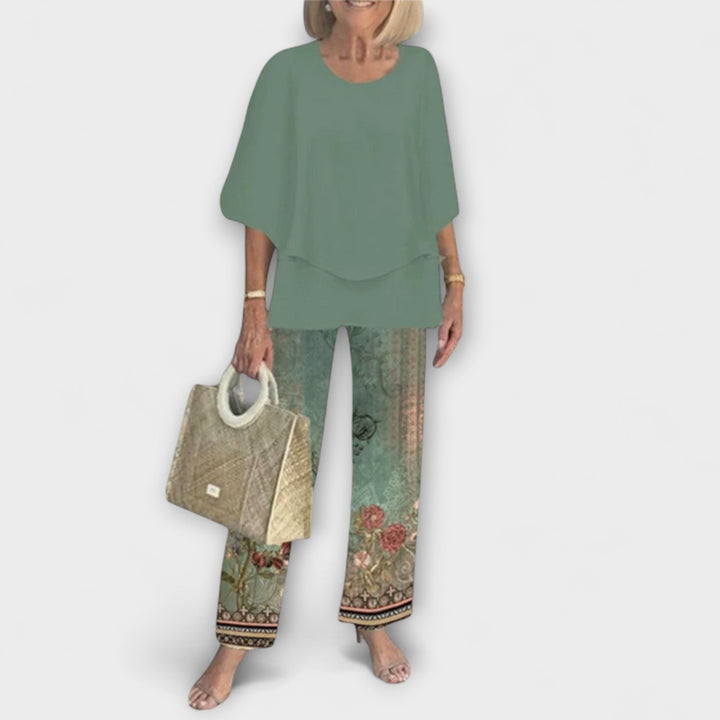Sinead – Modern Set with Comfortable Blouse and Pants