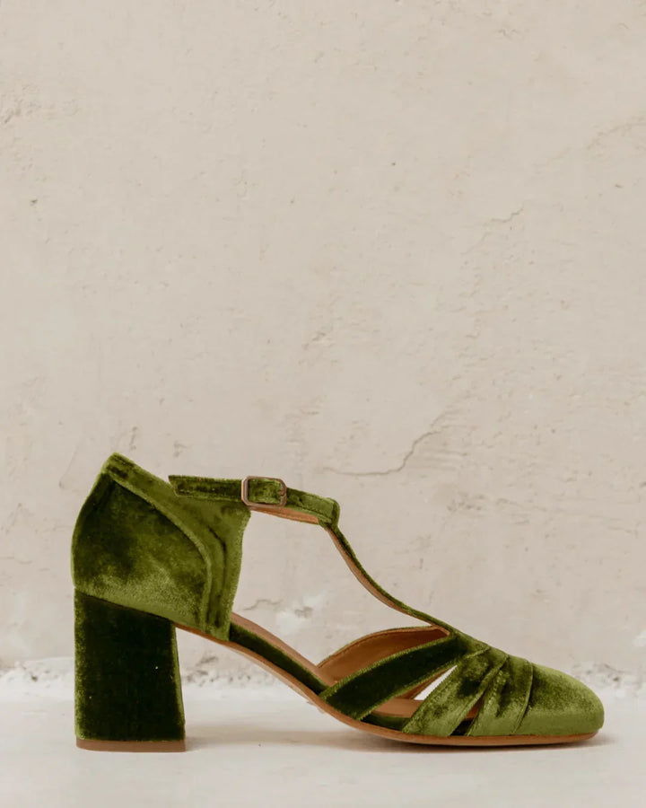 Pernille - T-bar Shoes
