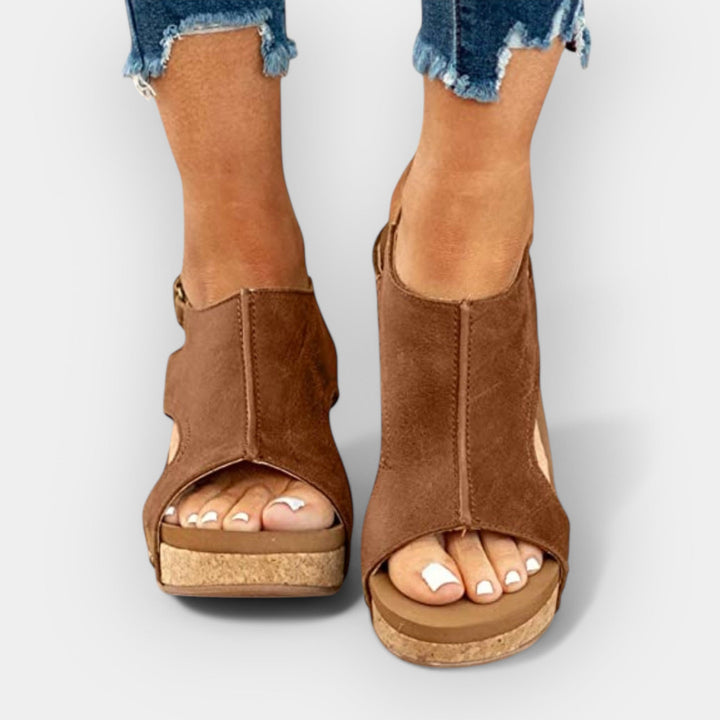 Platform sandals