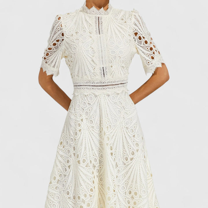 Gráinne - Elegant Dress with Lace