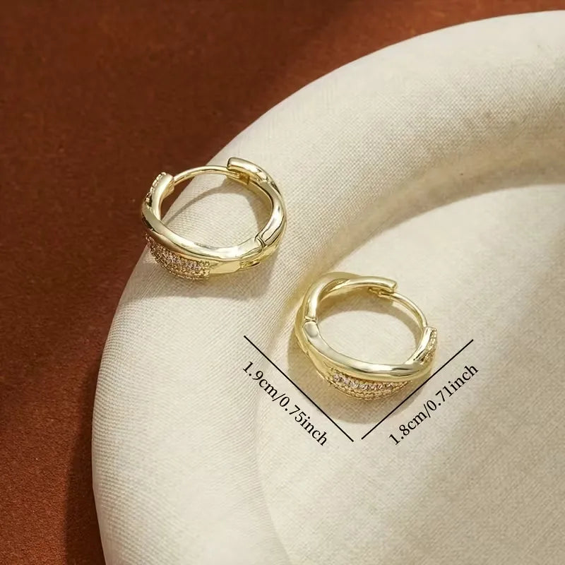 Saoirse – Linked Earrings in Korean Style with Zirconia