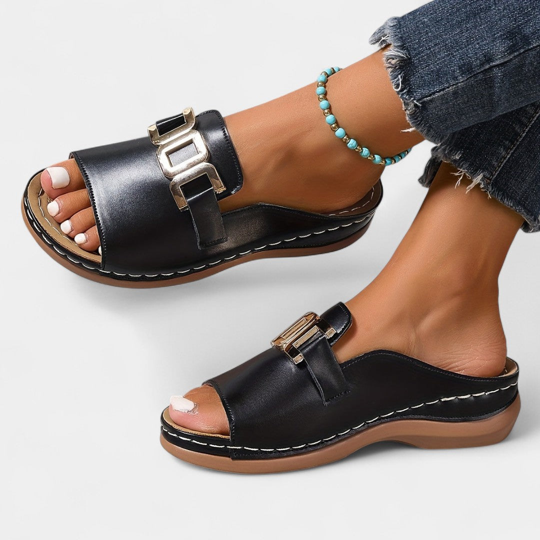Saoirse - Orthopedic Sandals with Modern Style and Absolute Comfort