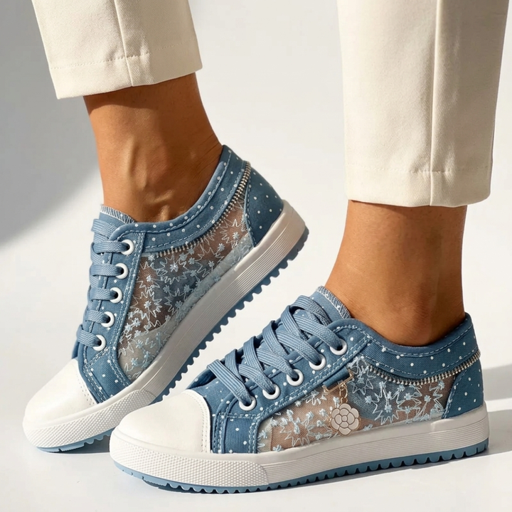Ciara - Sneakers with Floral Details