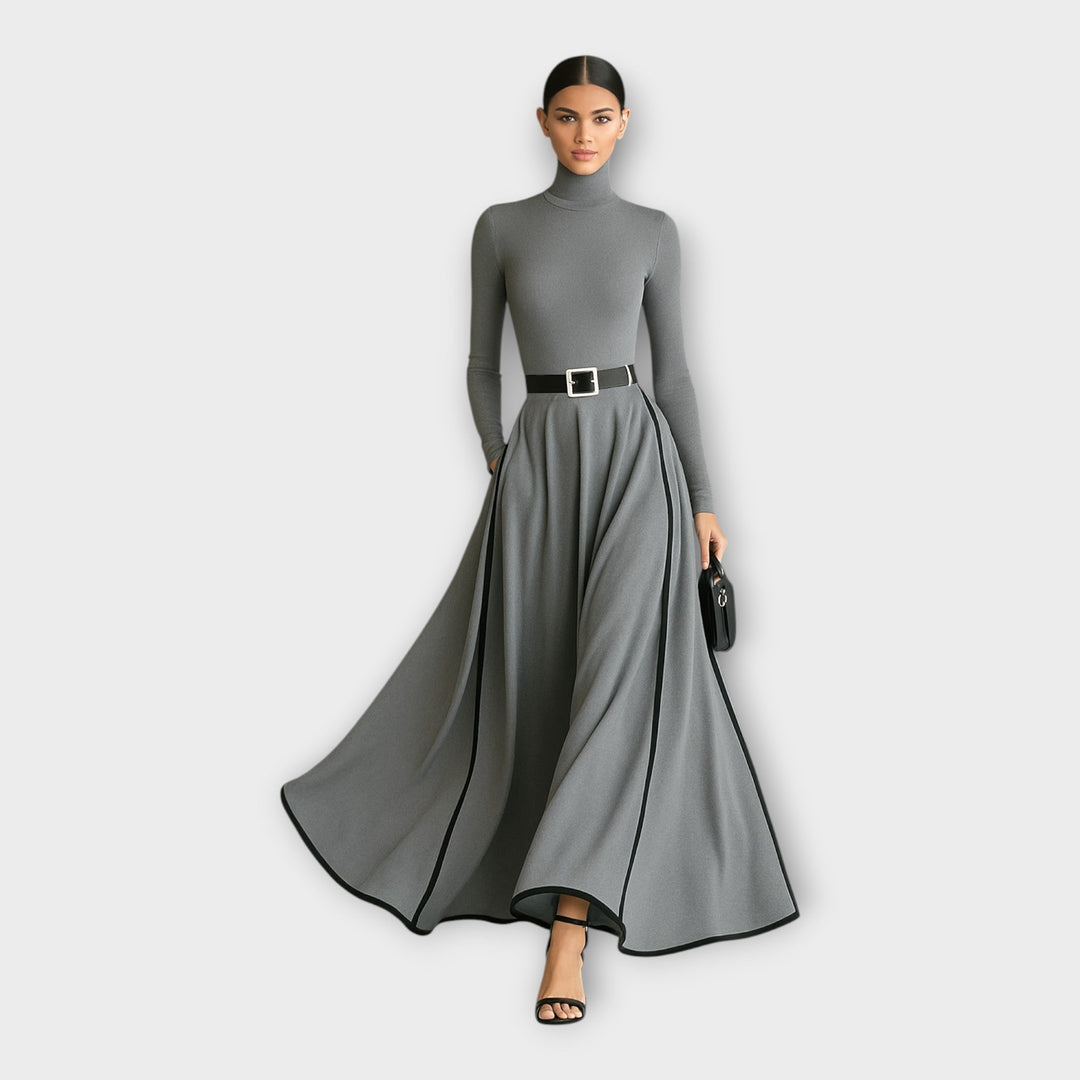 Lang kjole med minimalistisk finesse