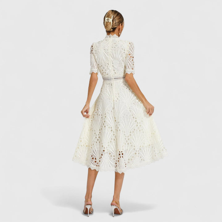 Gráinne - Elegant Dress with Lace