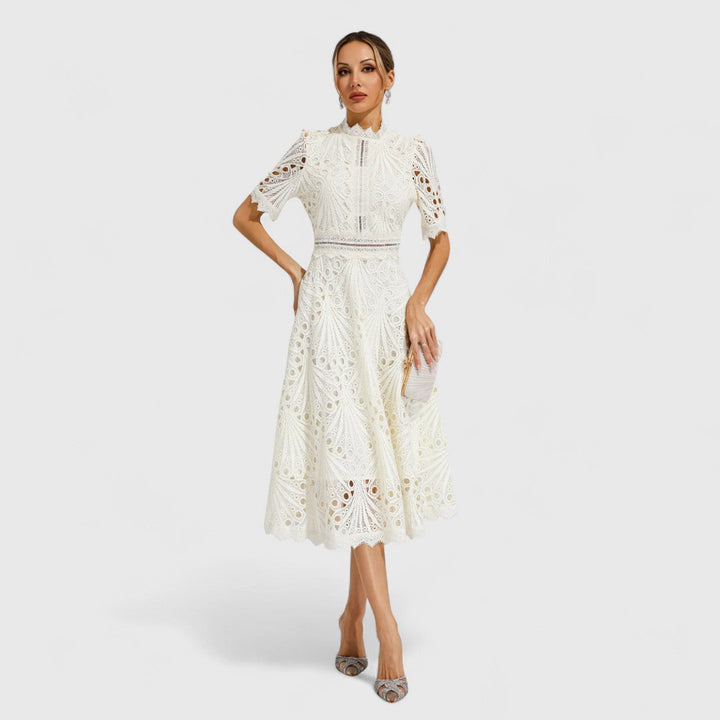 Gráinne - Elegant Dress with Lace
