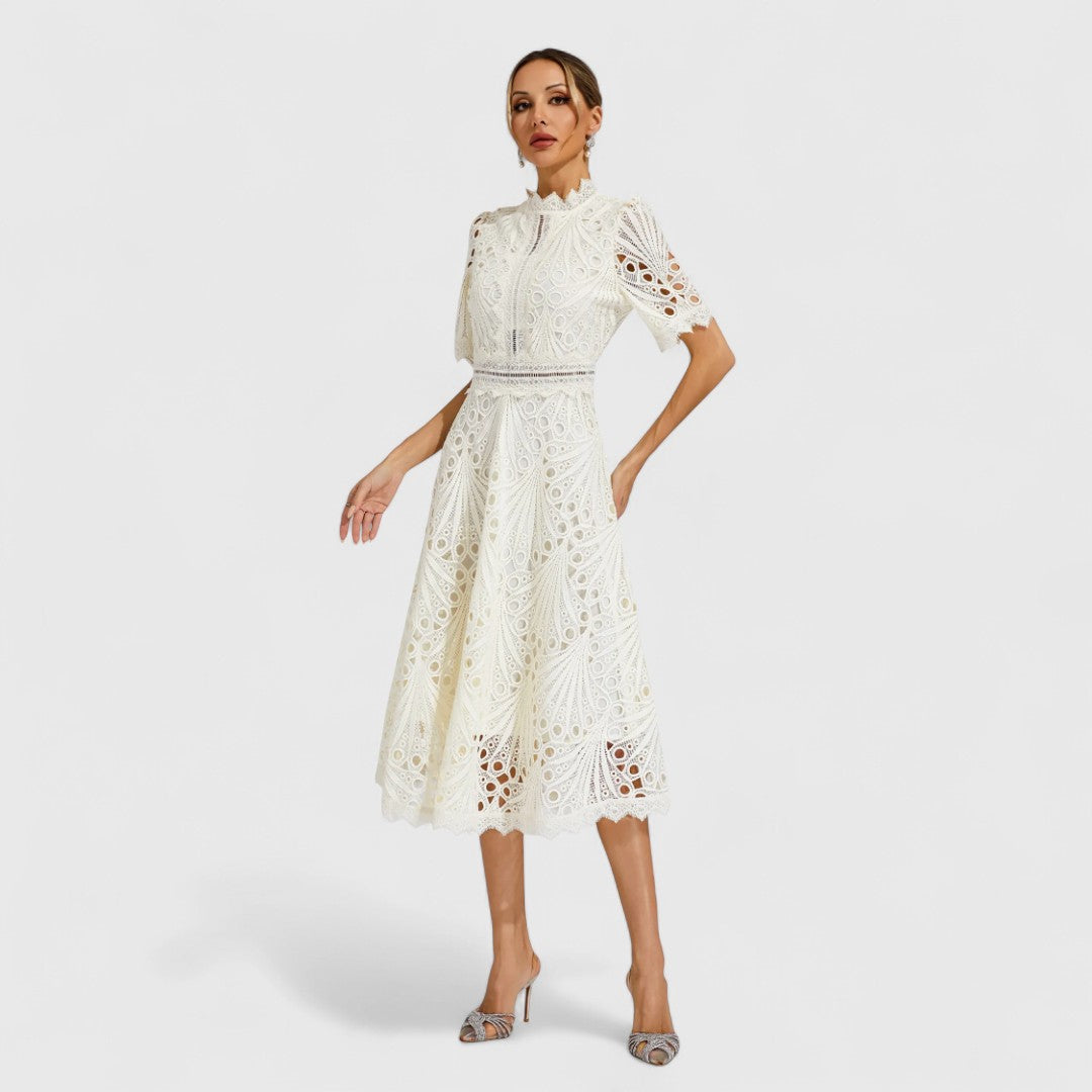 Gráinne - Elegant Dress with Lace