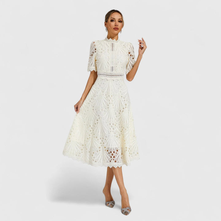Gráinne - Elegant Dress with Lace