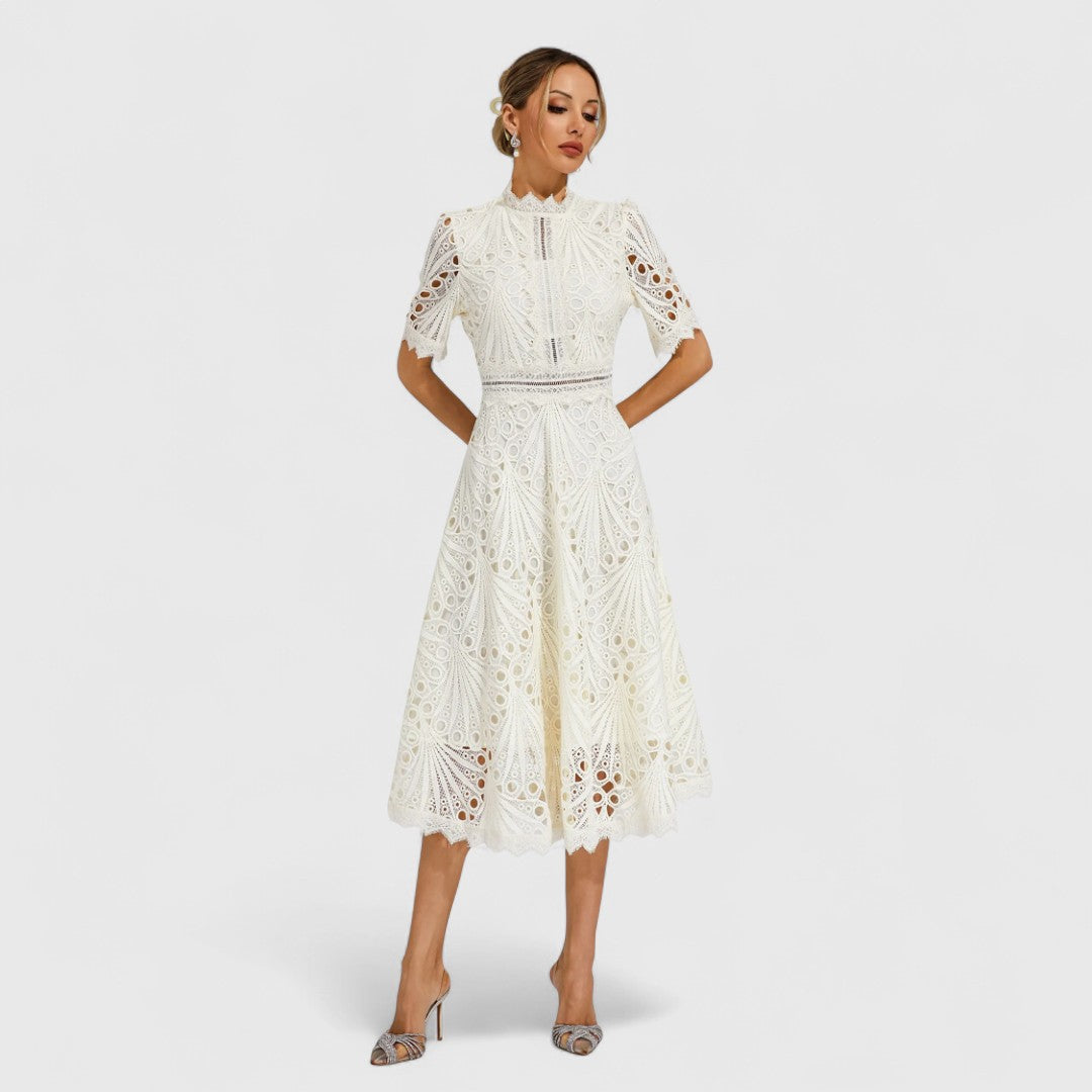 Gráinne - Elegant Dress with Lace
