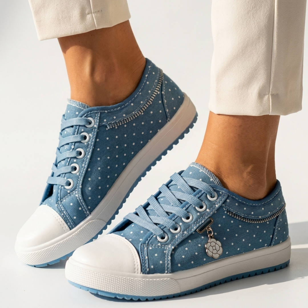 Ciara - Sneakers with Floral Details