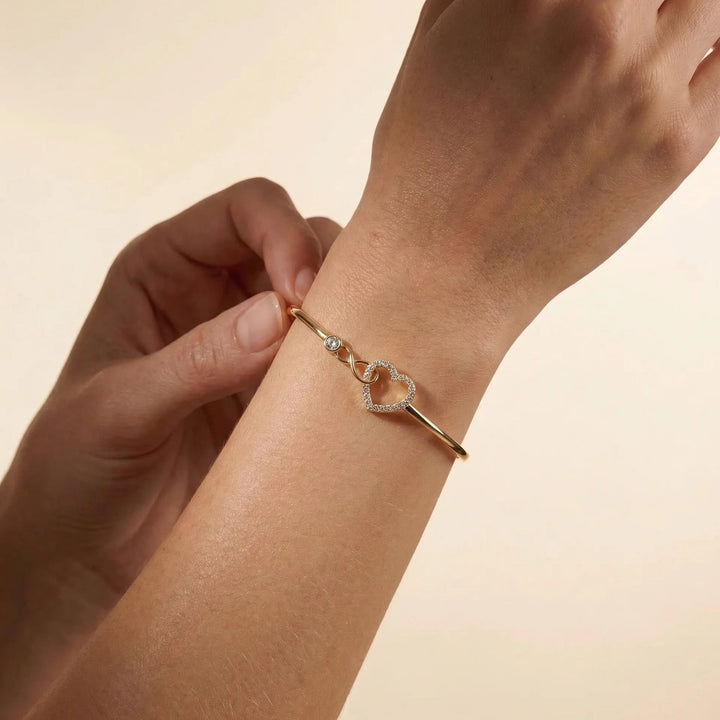 Aoife - Heart Bracelet
