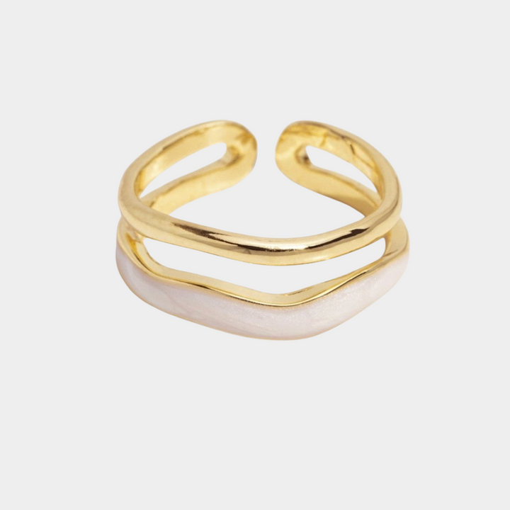 Aisling – Gold Ring with Simple Silhouette.