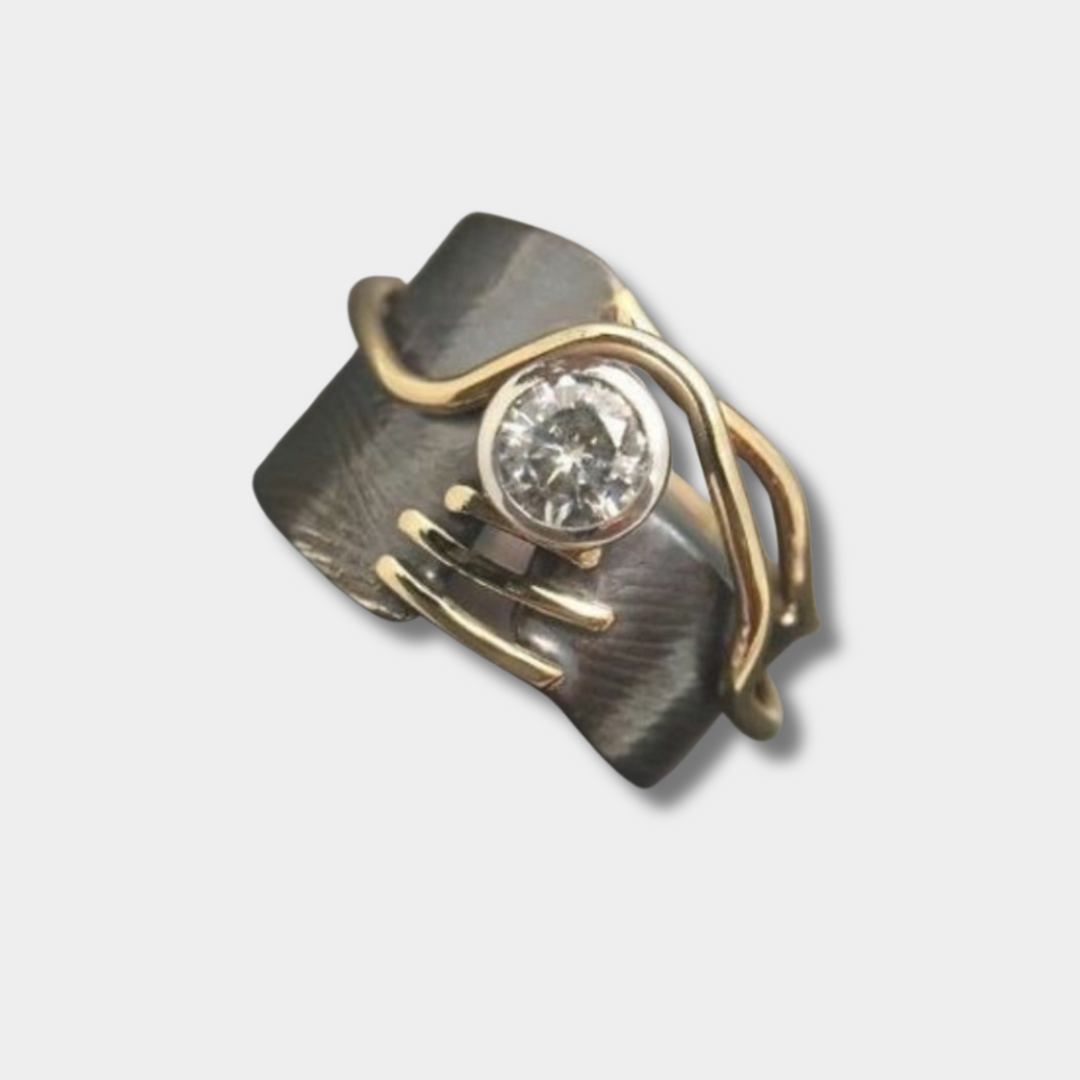 Ring Deirdre - Vintage in Dark Silver with Zirconia