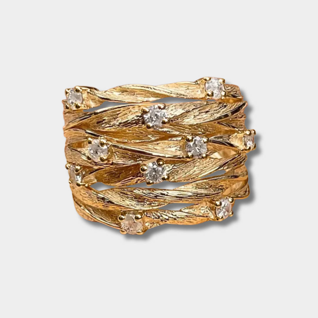 Aoife - Vintage Gold Ring with Zirconia