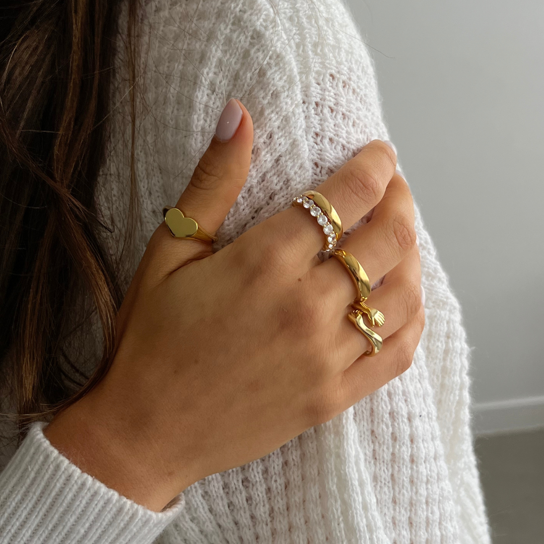 'Hug' Ring