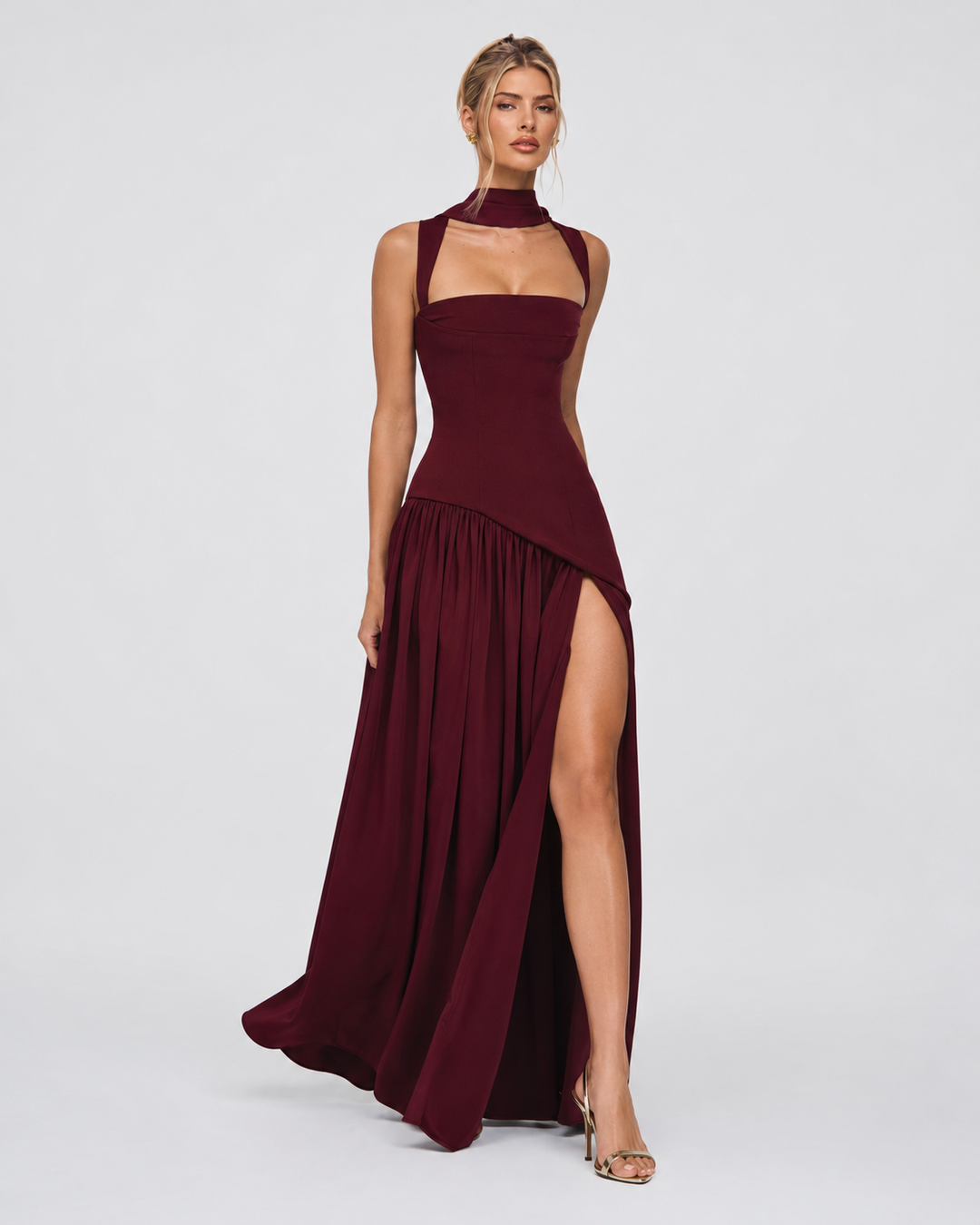 Sinéad - Elegant Dress with Slit