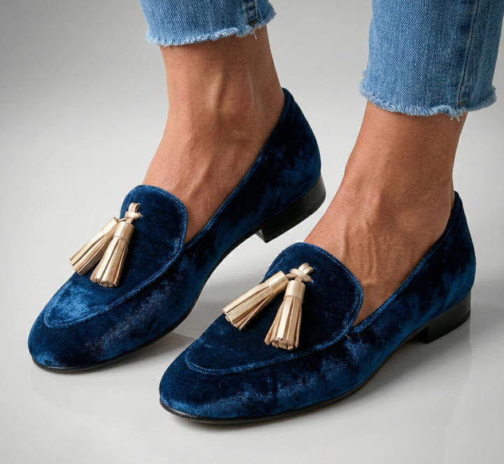 Ciara - Classic Loafers with Pompoms