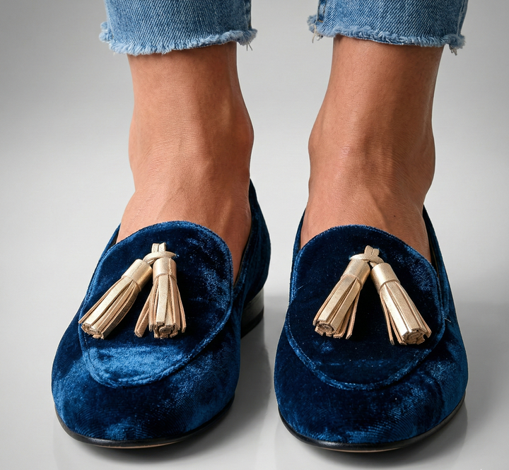 Ciara - Classic Loafers with Pompoms