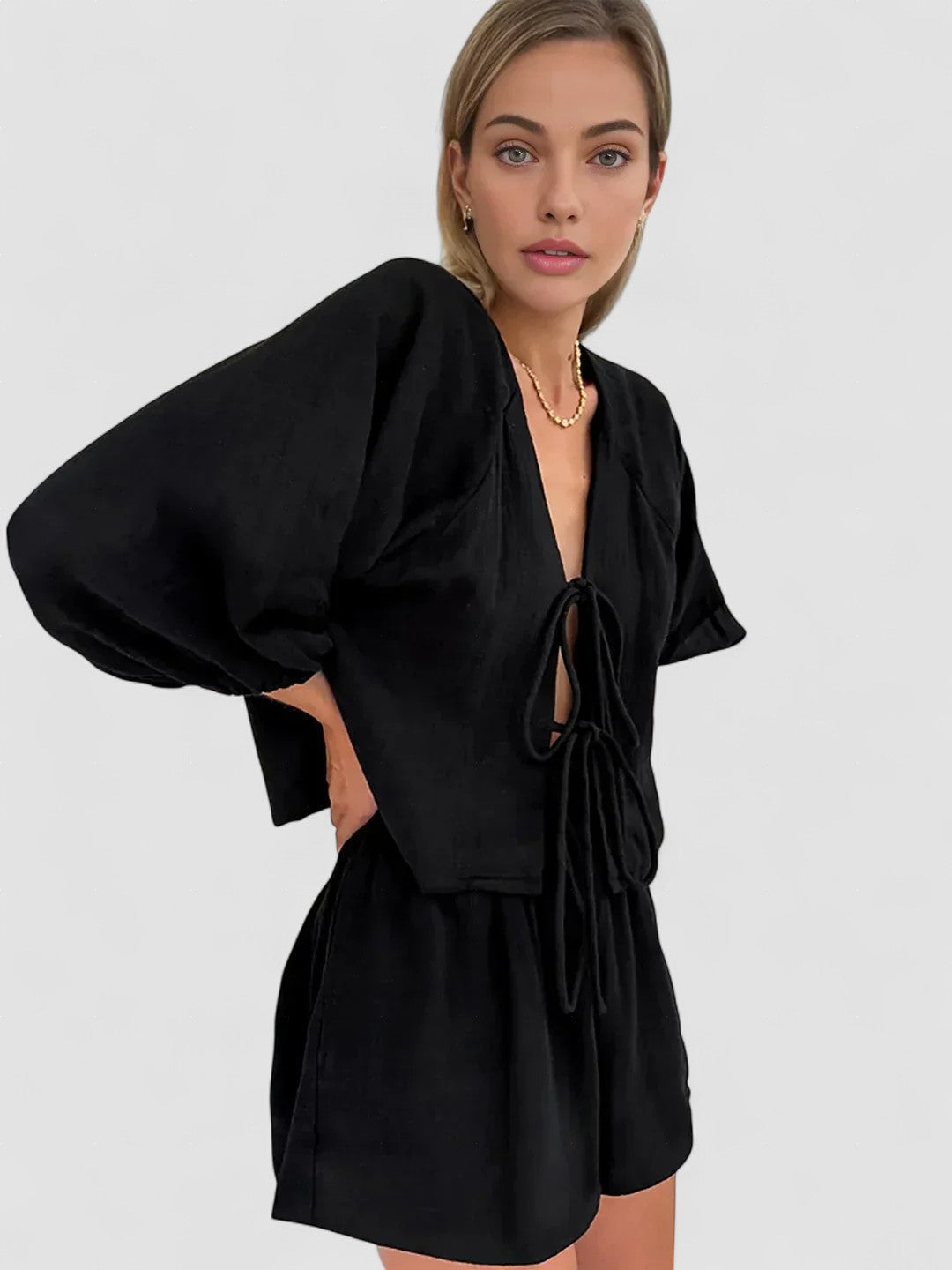 Set with Shorts and Long-Sleeve Blouse with Bow Detail