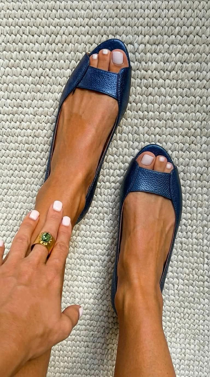 Caoimhe | Golden Comfort Chic Sandals