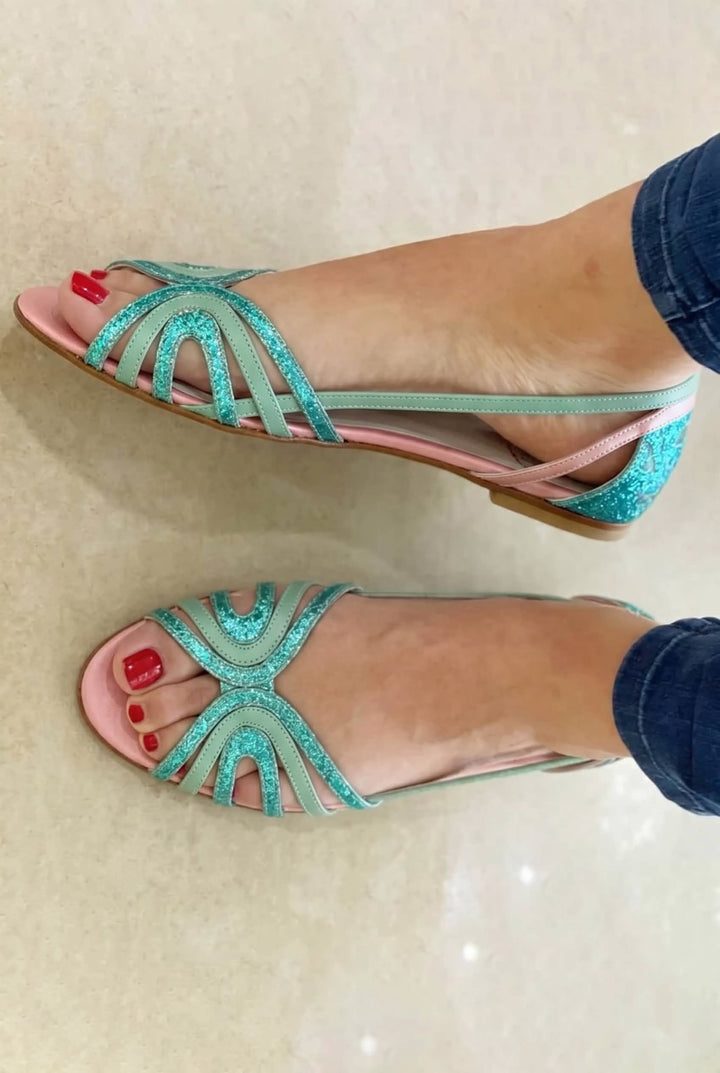 Aoife | Golden Sandals Summer Light