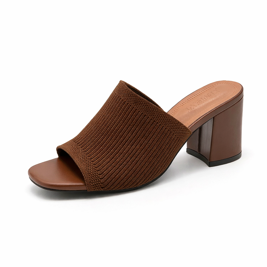 Trine - Closed-heel sandals