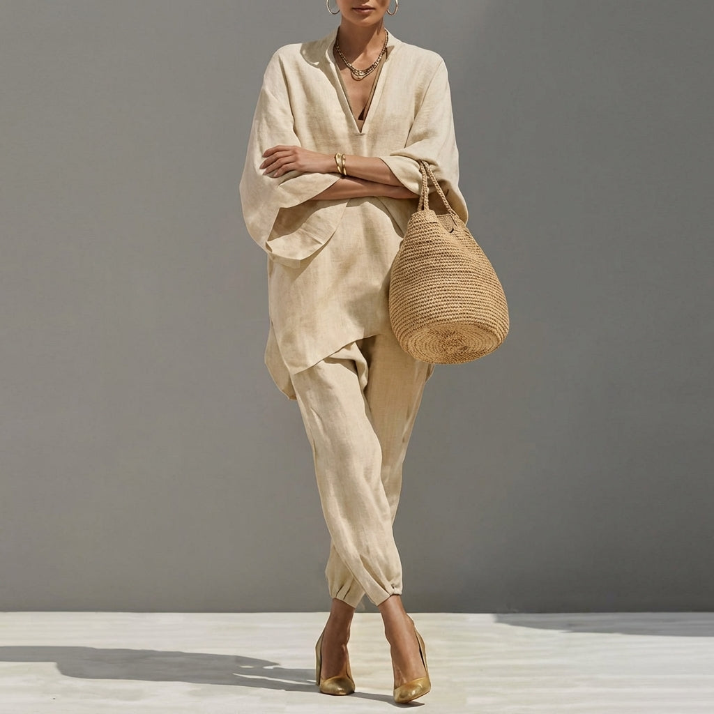 Fiona - Two-Piece Everyday Set with V-Neck for Women
