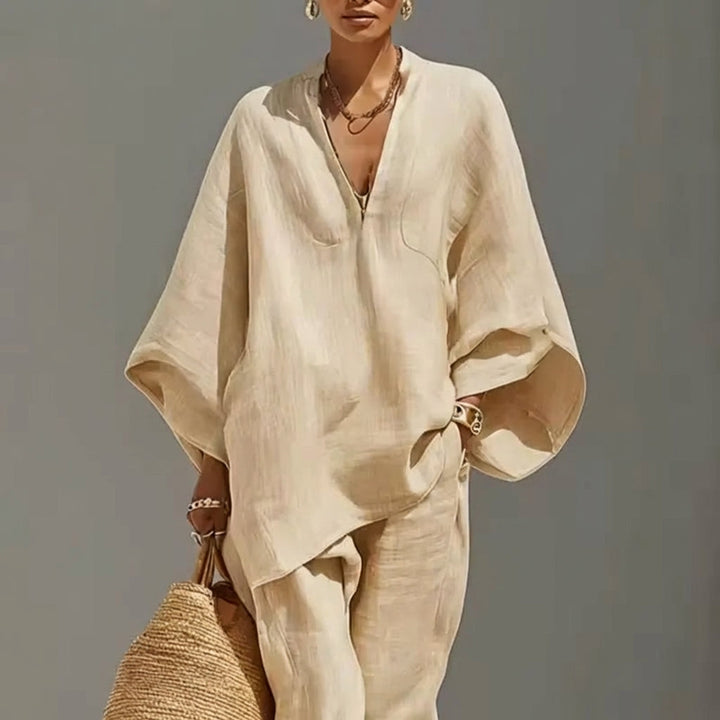 Fiona - Two-Piece Everyday Set with V-Neck for Women