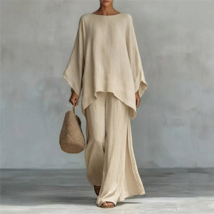 Orla - Two-Piece Set with Long Sleeves and Wide-Leg Trousers