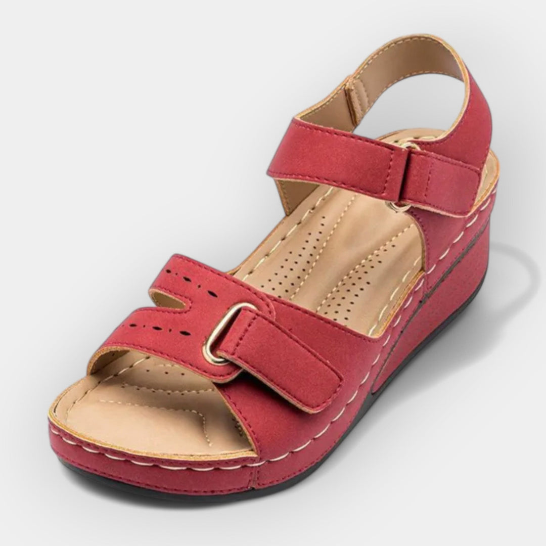 Open-toe sandals