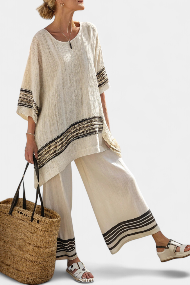 Mariann - Elegant linen top with black stripes and wide-leg trousers